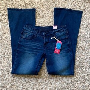 Wallflower starlette fit and flare jeans size 7